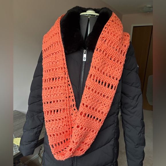 Elegant Coral Crochet Infinity Scarf - Picture 3 of 14